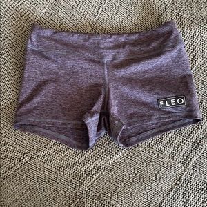 Heather Navy 3.25 - size medium